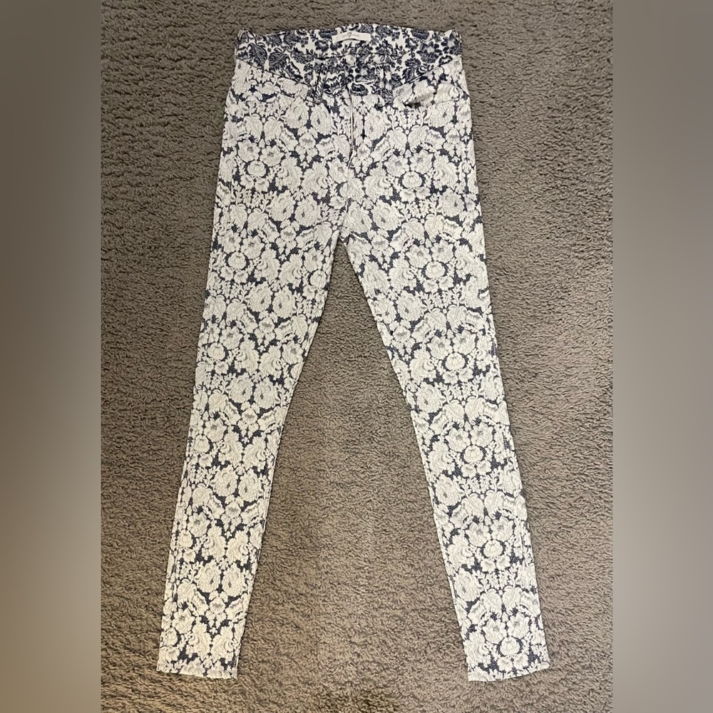 7FAM White Floral Print Pants. NEW!